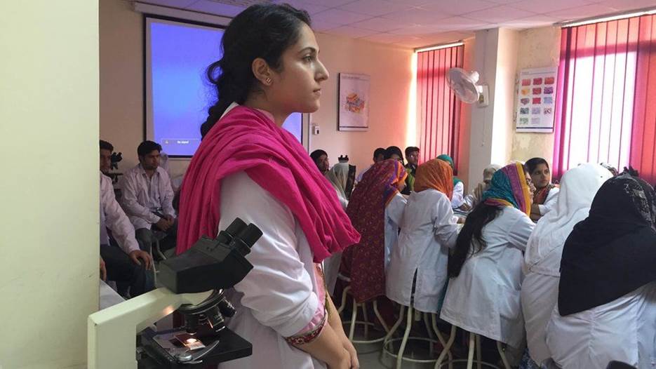 Are Pakistan's female medical students to be doctors or wives? - BBC News
