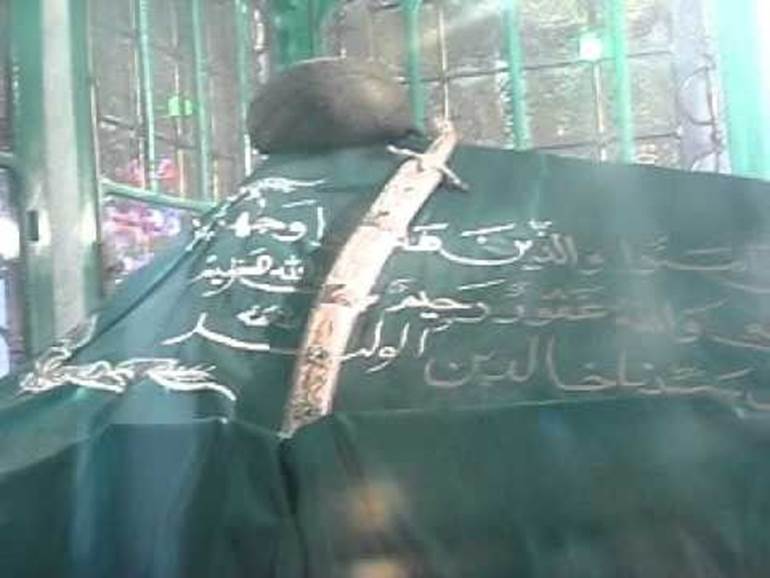 Grave of Khalid bin walid (may Allah be pleased with him ) | Khalid, Allah,  Grave