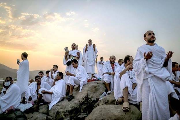 Standing at Arafah, Longing for Forgiveness? | About Islam | Arafah,  Pilgrim, Hajj pilgrimage