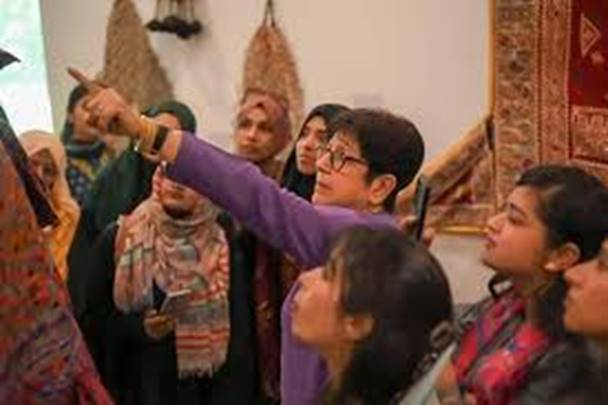 Mohatta Palace Museum ...