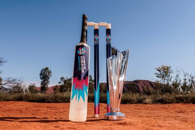 The T20 World Cup Trophy is pictured during the ICC Men's T20 World Cup Trophy Tour at Uluru on August 09, 2022 in Uluru, Australia.