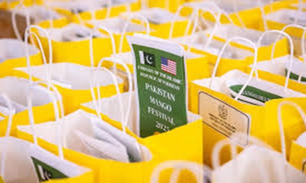 Mango Madness | Hollywood On The Potomac