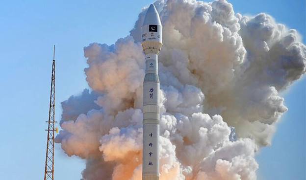 The picture shared by Pakistan's federal minister, Dr. Tariq Fazal Ch., on October 19, 2025, shows the launch of Hyperspectral Satellite in China. (@DrTariqFazal/X)